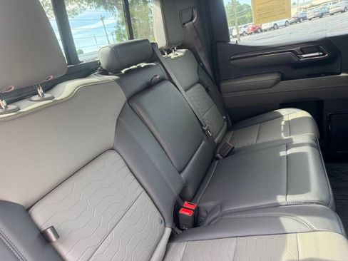 Certified 2024 Chevrolet Silverado 1500 ZR2 w/ Technology Package AWD/4WD image 9