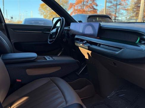 Used 2024 Kia EV9 GT-Line image 30