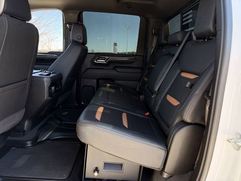 Used 2024 GMC Sierra 3500 AT4 w/ AT4 Premium Plus Package AWD/4WD image 27
