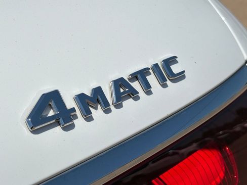 Used 2024 Mercedes-Benz GLS 450 4MATIC image 12