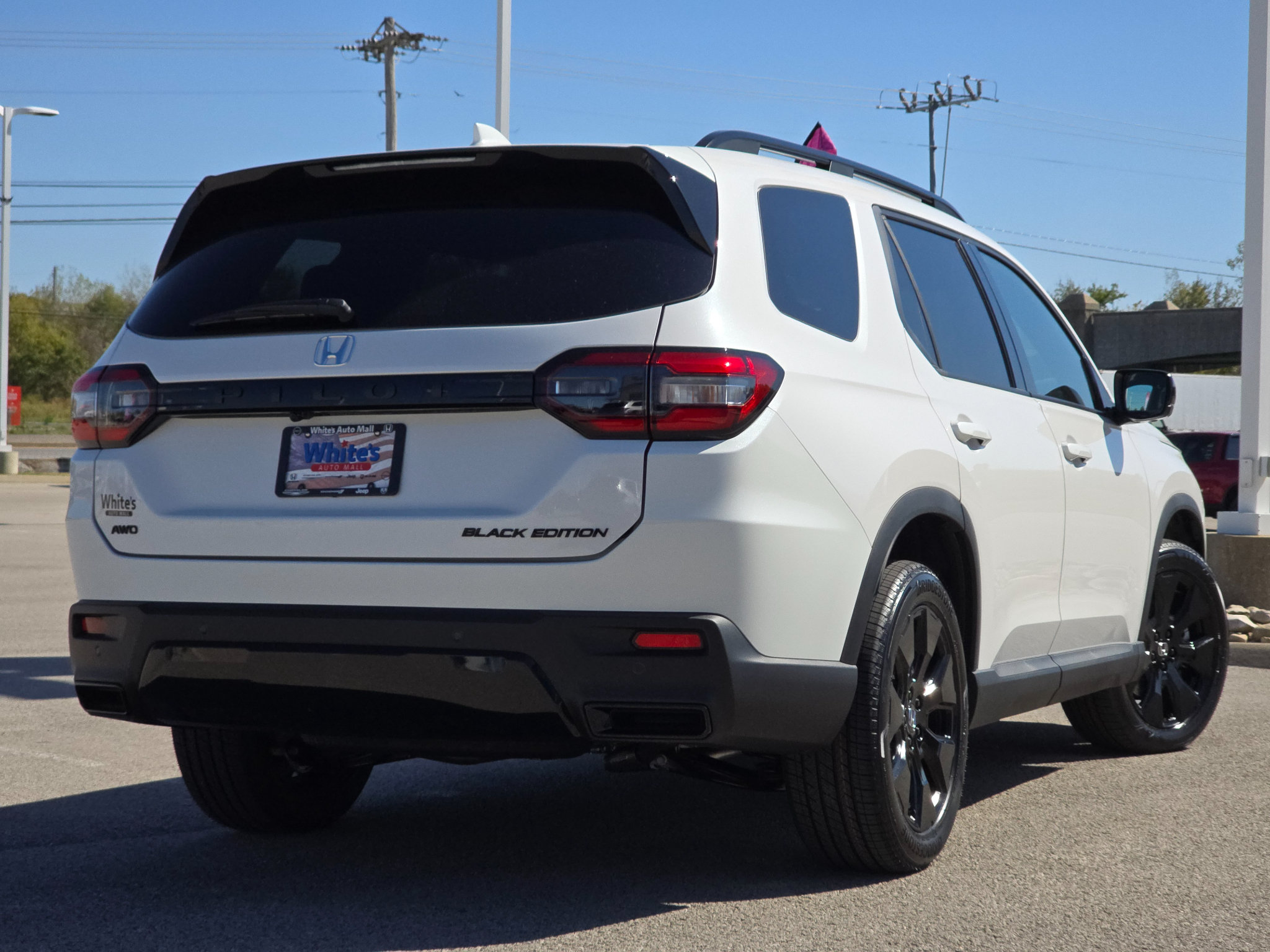 New 2026 Honda Pilot Black Edition image 7