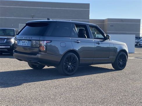 Used 2018 Land Rover Range Rover HSE image 28