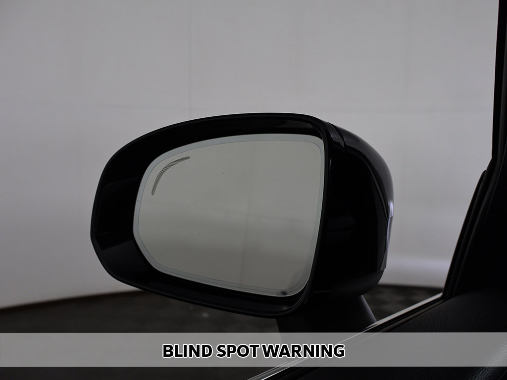 Used 2022 Volvo XC60 B5 Momentum AWD/4WD image 5