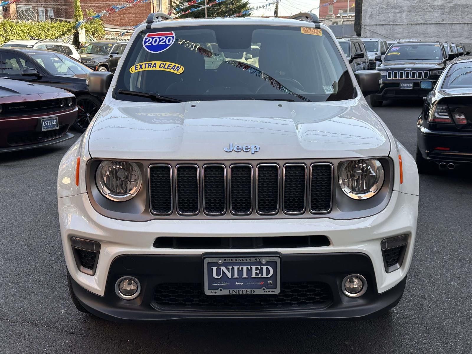 Used 2020 Jeep Renegade Limited AWD/4WD image 9
