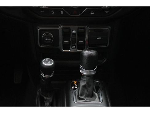 Certified 2023 Jeep Wrangler Sport S image 31