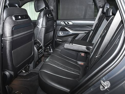 Used 2024 BMW X5 M60i image 70