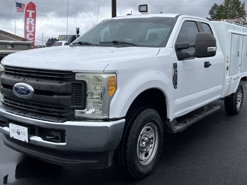 Used 2017 Ford F350 XL w/ Power Equipment Group AWD/4WD image 1
