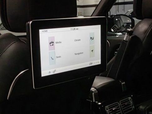 Used 2020 Land Rover Range Rover SV Autobiography Dynamic image 15