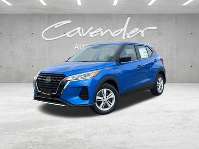 New 2025 Nissan Kicks S