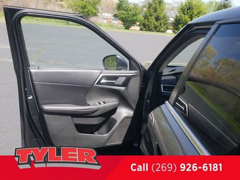 Used 2024 Mitsubishi Outlander SE AWD/4WD image 20