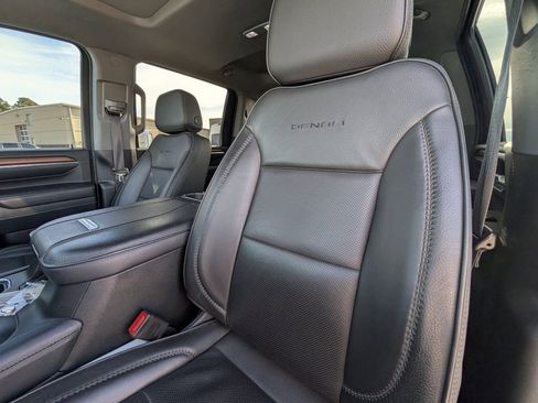 Used 2024 GMC Sierra 2500 Denali w/ Denali Reserve Package image 21