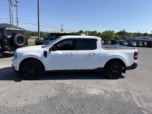 Used 2024 Ford Maverick Lariat w/ Black Appearance Package AWD/4WD image 9