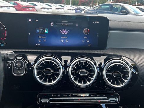 Used 2025 Mercedes-Benz CLA 250 image 24