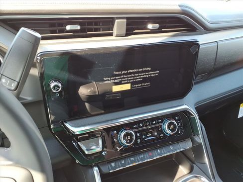 New 2026 GMC Sierra 2500 Denali image 10