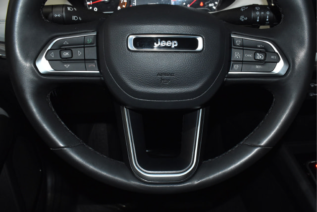 Certified 2023 Jeep Compass Limited AWD/4WD image 17