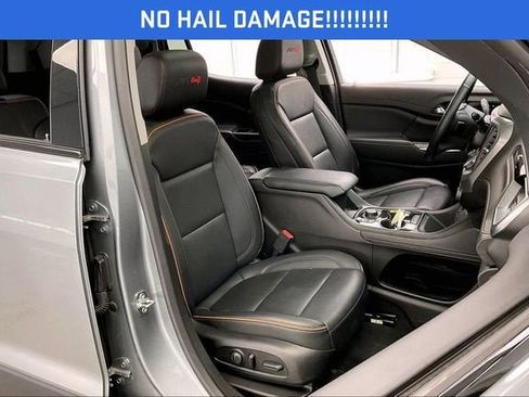 Used 2023 GMC Acadia AT4 w/ Technology Package AWD/4WD image 7