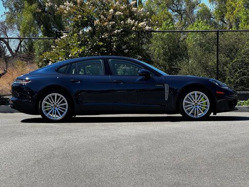 Certified 2023 Porsche Panamera AWD/4WD image 11