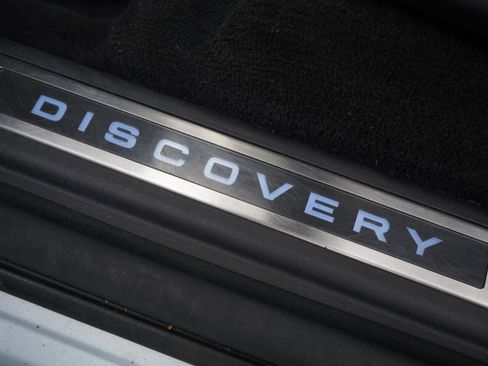 Used 2017 Land Rover Discovery Sport HSE Luxury image 19