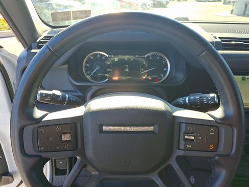Used 2023 Land Rover Defender 110 X-Dynamic SE image 20