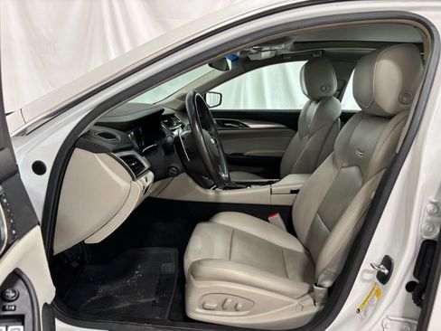 Used 2019 Cadillac CTS Luxury image 12