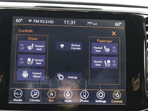 Used 2020 Jeep Grand Cherokee High Altitude image 25