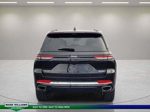 Used 2022 Jeep Grand Cherokee Overland w/ Luxury Tech Group IV AWD/4WD image 5
