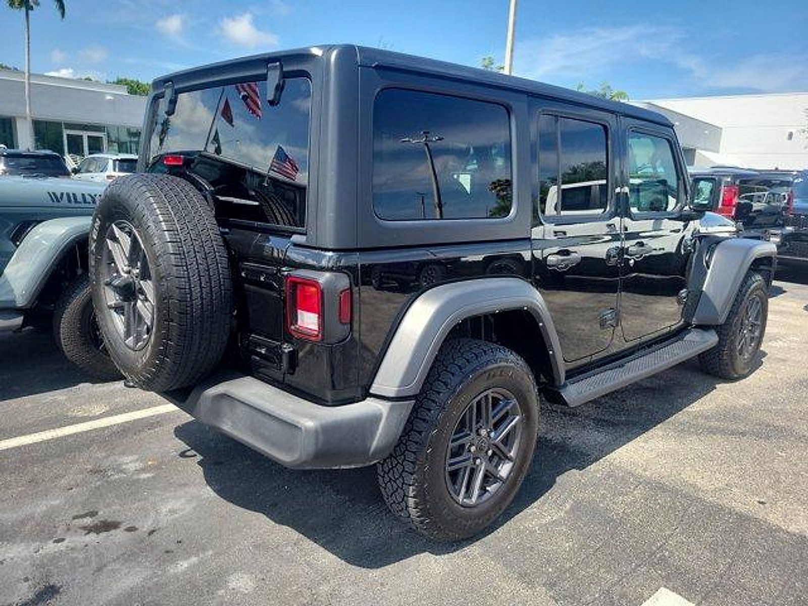 Certified 2024 Jeep Wrangler Unlimited Sport AWD/4WD image 7