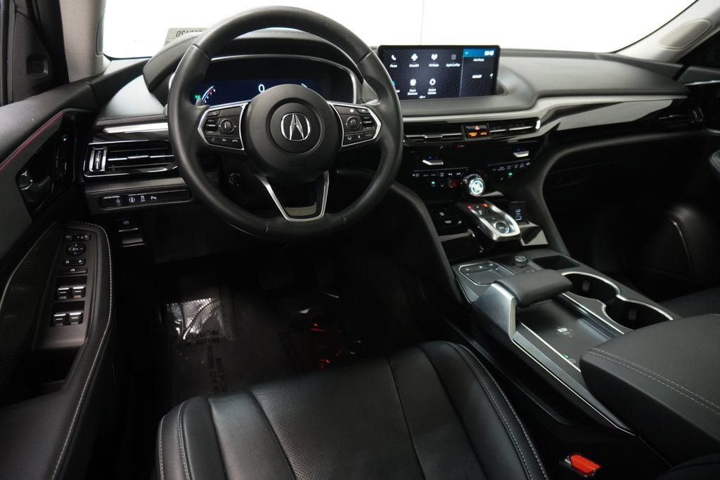 Used 2023 Acura MDX w/ Technology Package FWD image 14