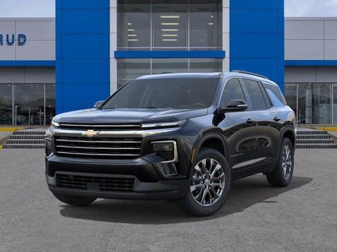 New 2026 Chevrolet Traverse LT w/ Sun and Wheel Package AWD/4WD image 30