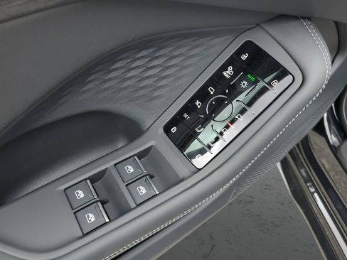 New 2026 Audi A6 Premium Plus AWD/4WD image 22