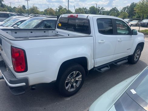 Used 2017 Chevrolet Colorado Z71 RWD image 9