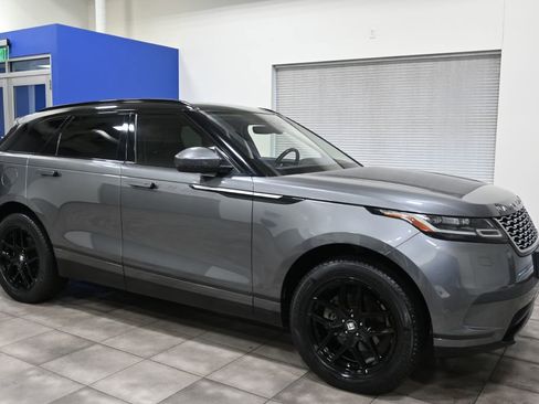 Used 2018 Land Rover Range Rover Velar S image 5