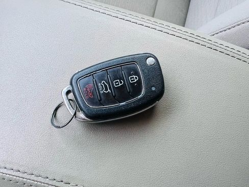 Used 2021 Hyundai Tucson SE image 27