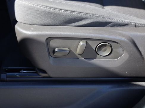 Used 2023 Chevrolet Silverado 1500 RST w/ Z71 Off-Road Package image 21