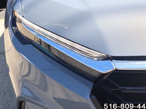 Used 2025 Honda CR-V EX-L image 10