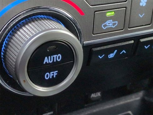 Used 2019 Toyota Tundra Limited image 22