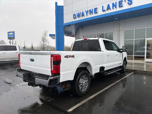 Used 2024 Ford F350 Lariat image 5