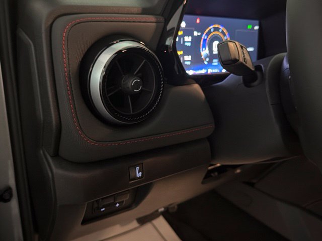 New 2026 Chevrolet Colorado Z71 AWD/4WD image 14