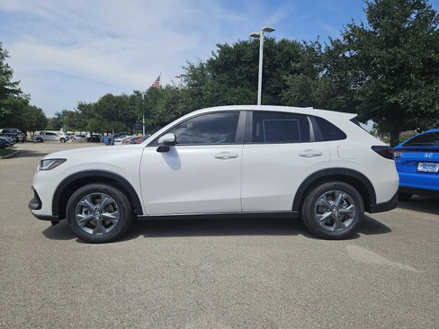New 2026 Honda HR-V LX image 4