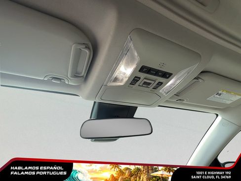 Used 2022 Toyota RAV4 XLE Premium AWD/4WD image 19