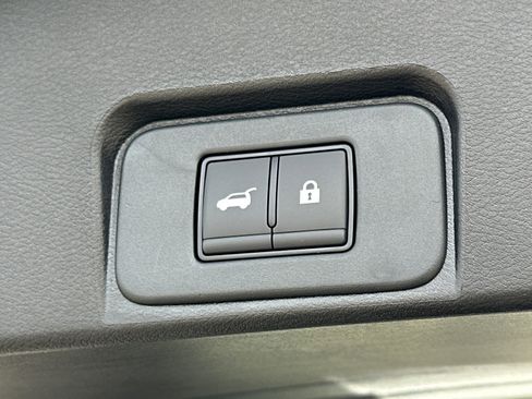 New 2026 Nissan Rogue SV image 19