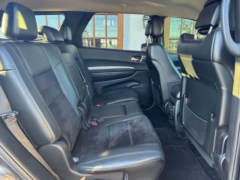Used 2018 Dodge Durango GT image 28