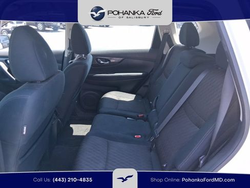Used 2018 Nissan Rogue SV FWD image 9