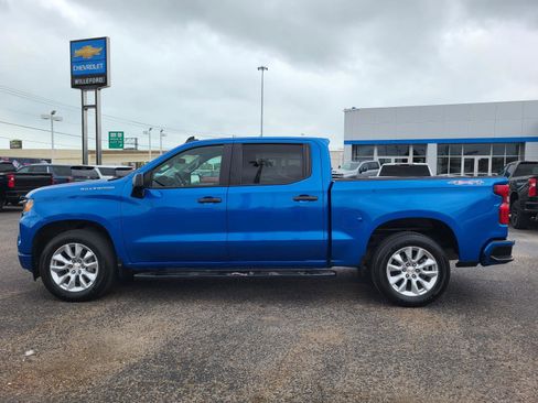 Used 2023 Chevrolet Silverado 1500 Custom AWD/4WD image 3