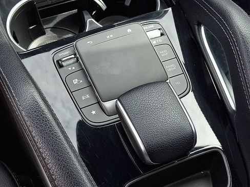 Used 2024 Mercedes-Benz GLE 450e 4MATIC image 27