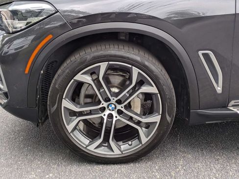 Used 2021 BMW X5 xDrive40i w/ Premium Package 3 AWD/4WD image 11