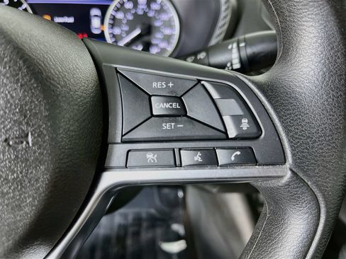 Used 2024 Nissan Sentra SV FWD image 16