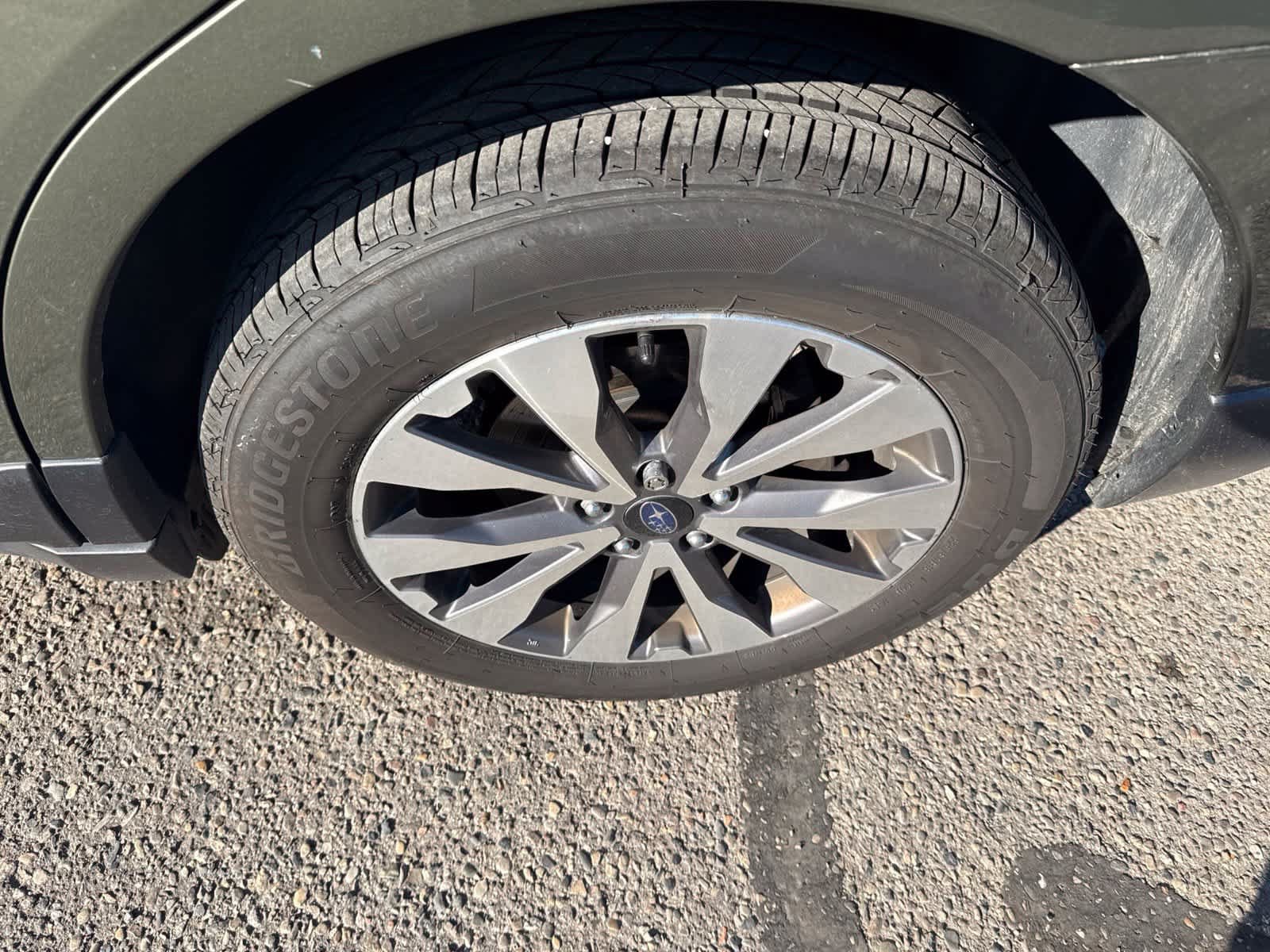 Used 2017 Subaru Outback 3.6R Touring AWD/4WD image 7