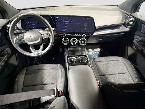Used 2025 Chevrolet Blazer EV LT image 14