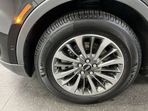 Used 2020 Lincoln Nautilus Reserve AWD/4WD image 34
